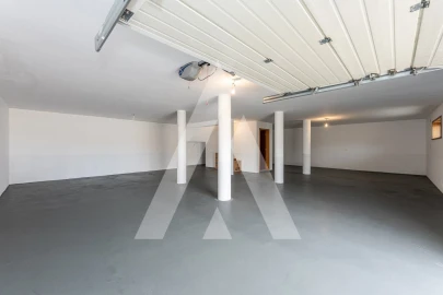 Moradia T4 para Venda em Geraz do Lima (Santa Maria, Santa Leocádia, Moreira), Deão