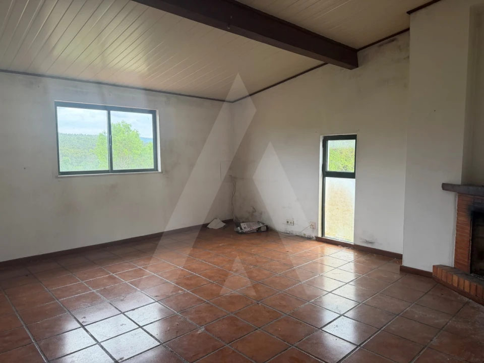 Moradia T4 para Venda em Vila Nova de Monsarros Foto 35