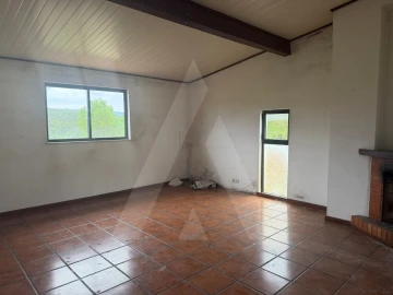 Moradia T4 para Venda em Vila Nova de Monsarros