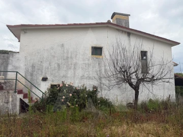 Moradia T4 para Venda em Vila Nova de Monsarros