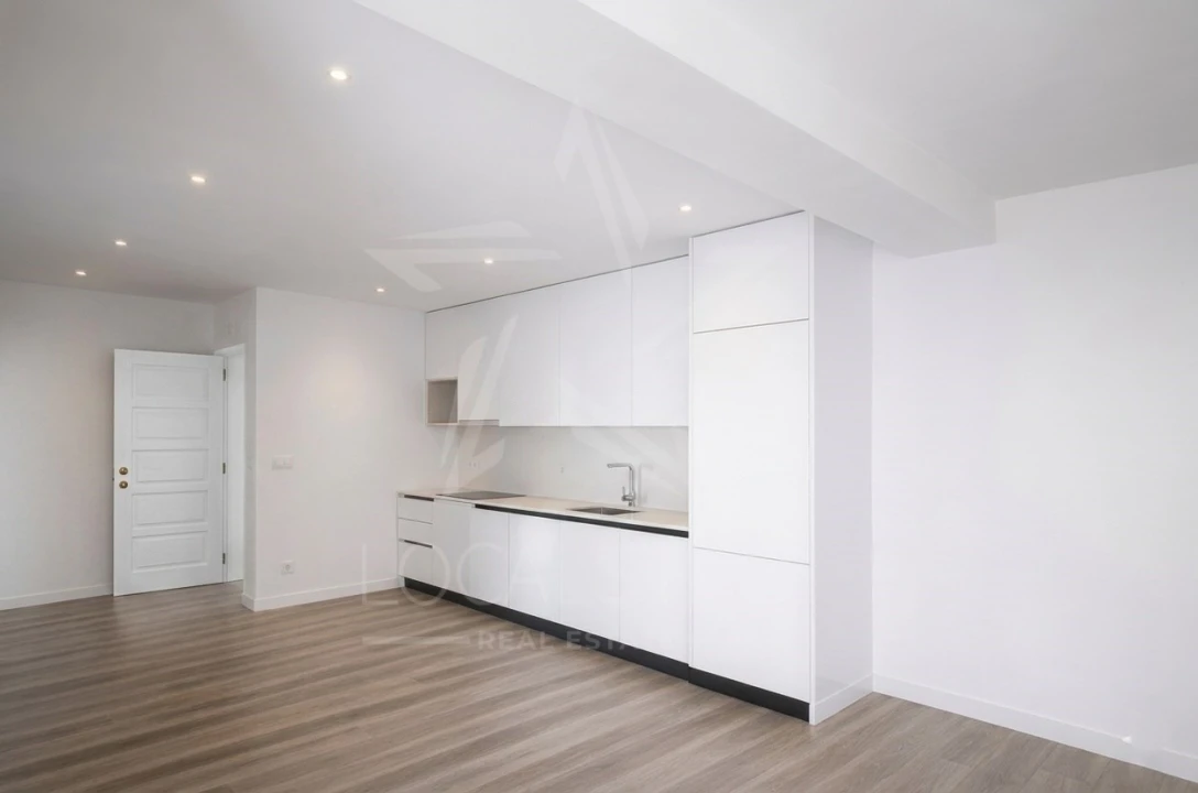 Apartamento T2 para Venda em Nazare Foto 4