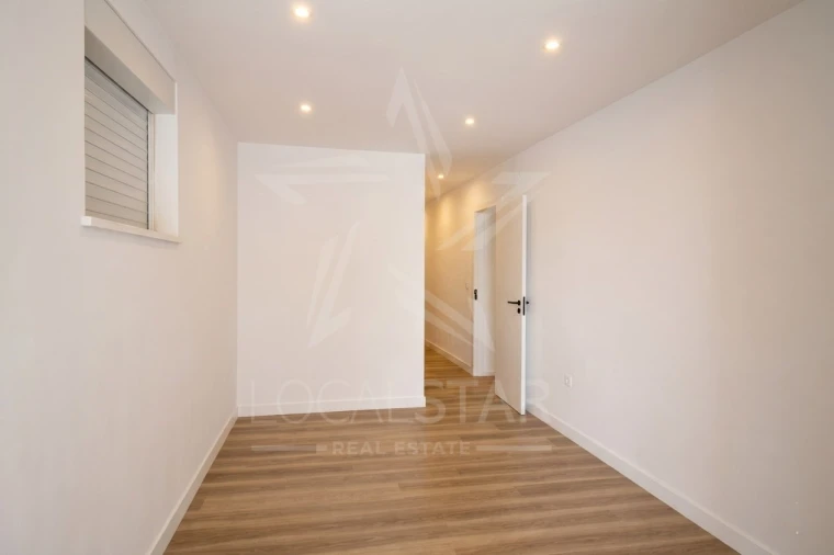 Apartamento T2 para Venda em Nazare Foto 6