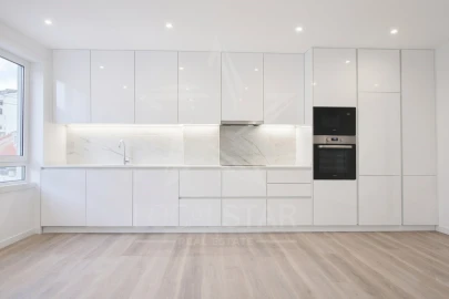 Apartamento T3 para Venda em Nazare