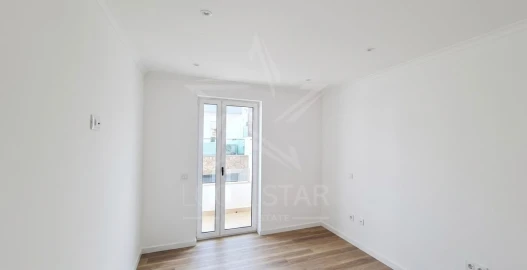 Apartamento T3 para Venda em Nazare