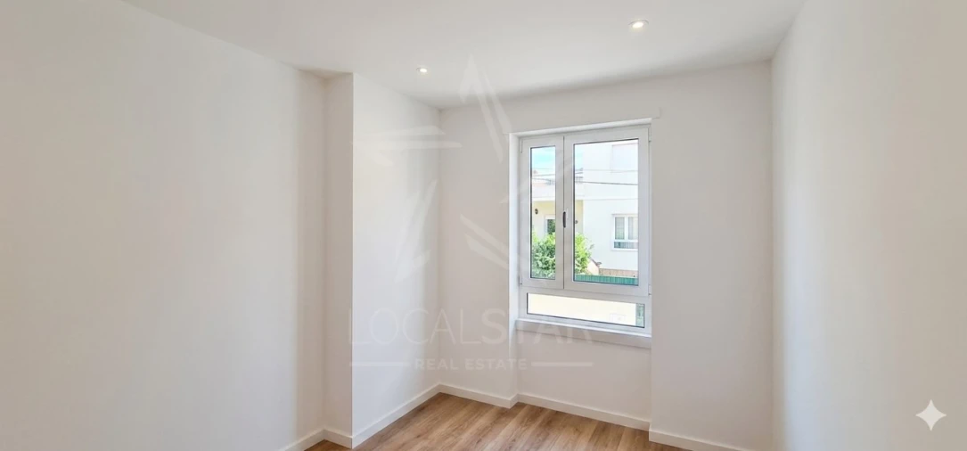 Apartamento T3 para Venda em Nazare Foto 12