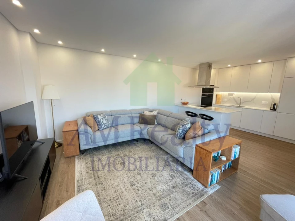 Apartamento T2 para Venda em Bombarral e Vale Covo Foto 14