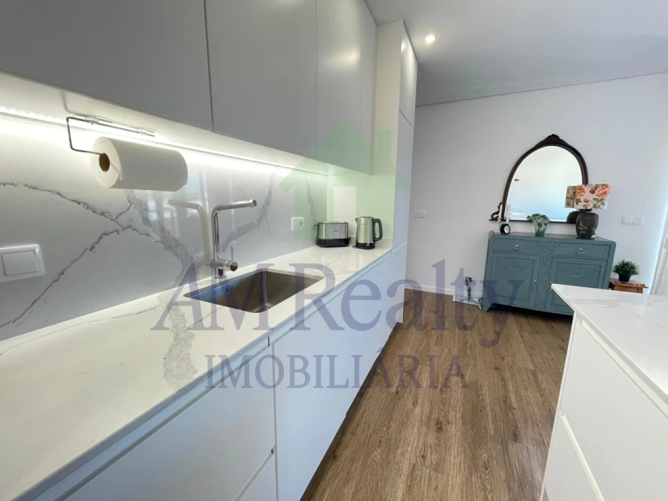 Apartamento T2 para Venda em Bombarral e Vale Covo Foto 17