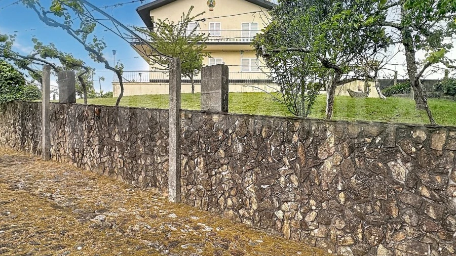 Moradia T4 para Venda em Sopo