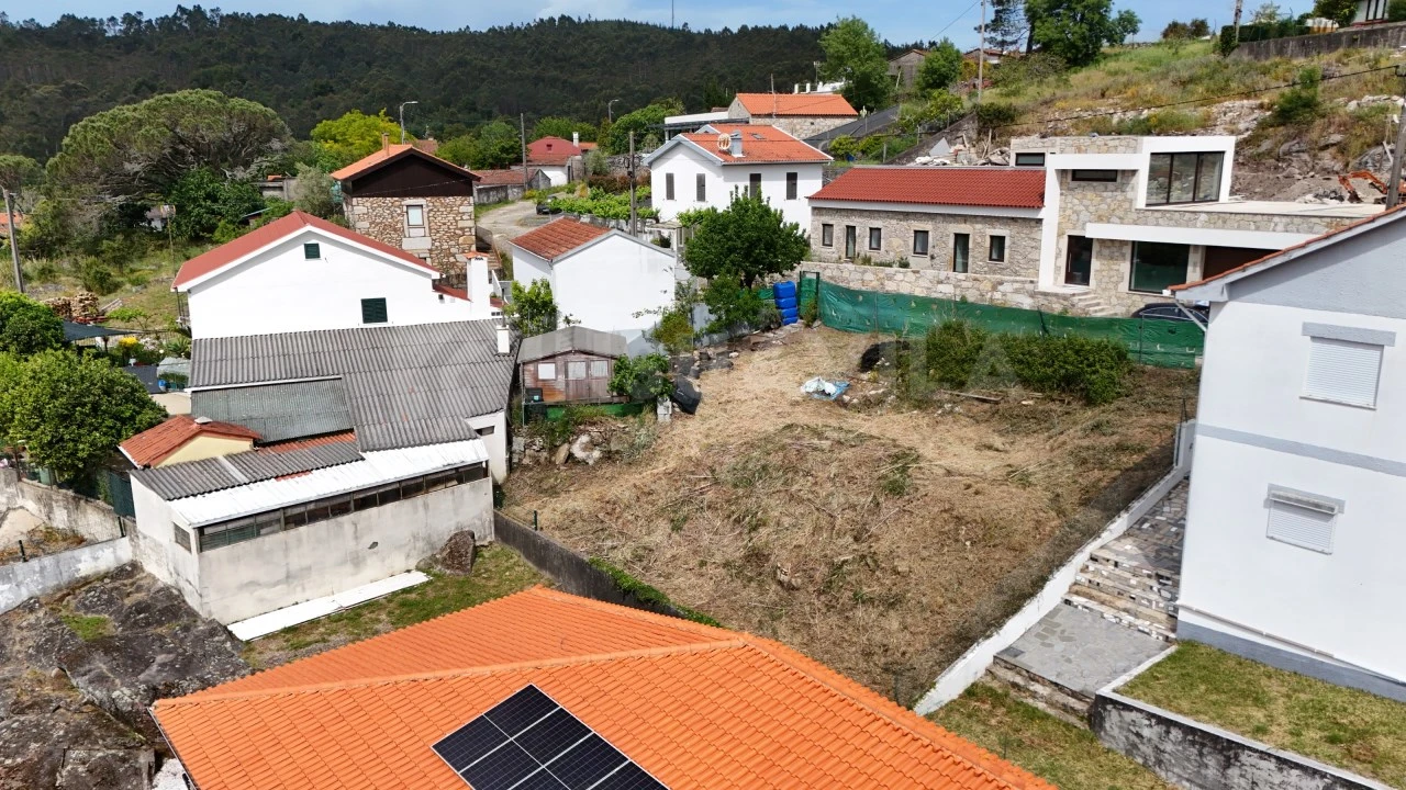 Terreno para Venda em Vilar de Mouros Foto 8