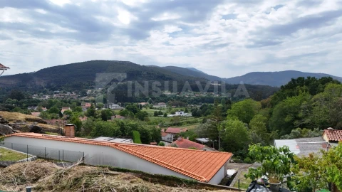 Terreno para Venda em Vilar de Mouros