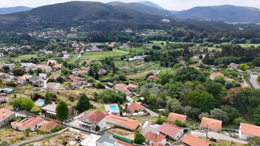 Terreno para Venda em Vilar de Mouros Foto 4