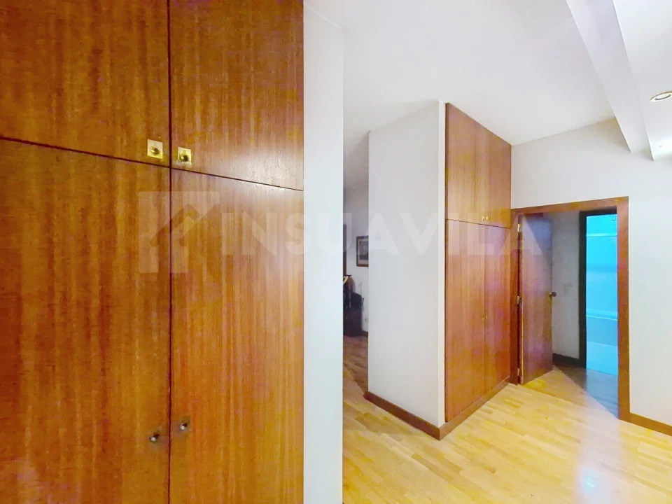 Apartamento T3 para Venda em Aldoar, Foz do Douro e Nevogilde Foto 12
