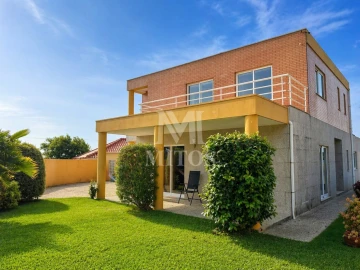 Moradia T3 para Venda em Carreço