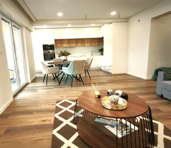 Apartamento T3 para Venda em Benfica Foto 4