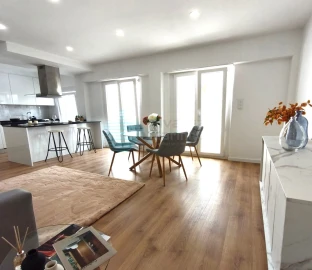 Apartamento T3 para Venda em Benfica