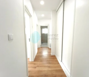Apartamento T3 para Venda em Benfica