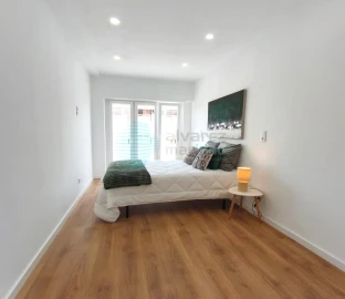 Apartamento T3 para Venda em Benfica