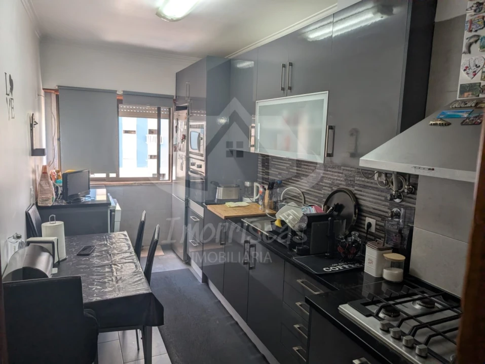 Apartamento T2 para Venda em Odivelas Foto 7