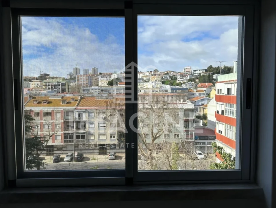 Apartamento T3 para Venda em União das Freguesias de Setúbal Foto 3