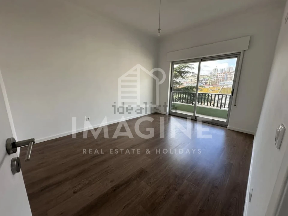 Apartamento T3 para Venda em União das Freguesias de Setúbal Foto 9
