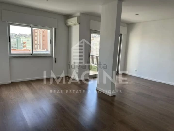 Apartamento T3 para Venda em União das Freguesias de Setúbal
