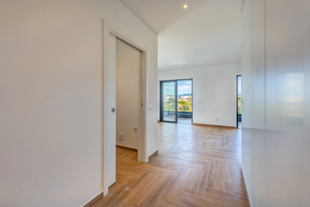 Apartamento T3 para Venda em Portimão Foto 7
