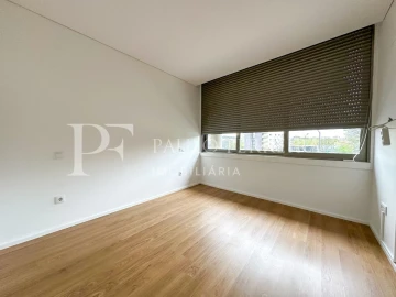 Apartamento T2 para Arrendamento em Antas e Abade de Vermoim
