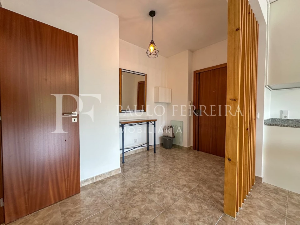 Apartamento T1 para Arrendamento em Vila Nova de Famalicão e Calendário Foto 5