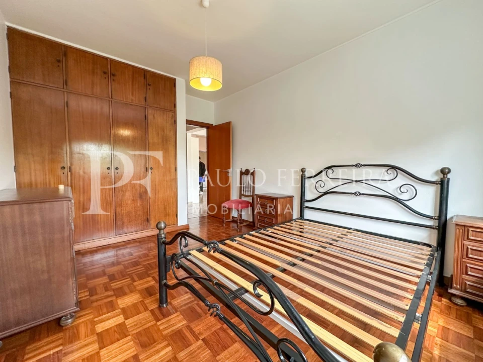 Apartamento T1 para Arrendamento em Vila Nova de Famalicão e Calendário Foto 8