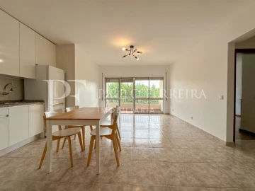 Apartamento T1 para Arrendamento em Vila Nova de Famalicão e Calendário