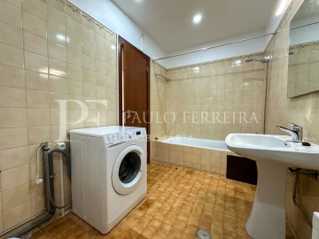 Apartamento T1 para Arrendamento em Vila Nova de Famalicão e Calendário