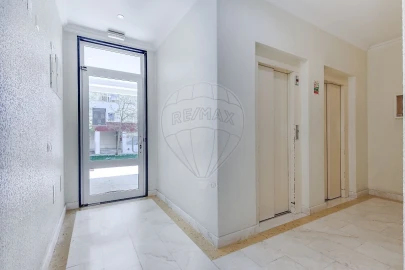 Apartamento T2 para Venda em São Domingos de Rana