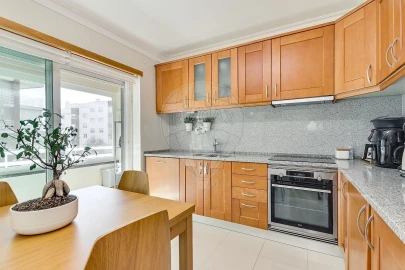 Apartamento T2 para Venda em São Domingos de Rana