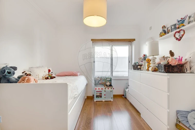 Apartamento T2 para Venda em São Domingos de Rana Foto 16