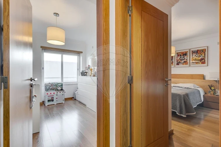 Apartamento T2 para Venda em São Domingos de Rana Foto 15