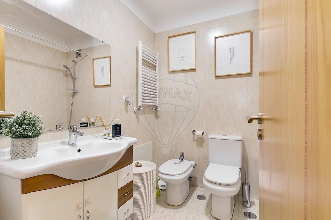 Apartamento T2 para Venda em São Domingos de Rana Foto 20