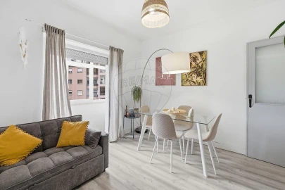 Apartamento T2 para Venda em Queluz e Belas