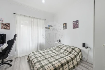 Apartamento T2 para Venda em Queluz e Belas