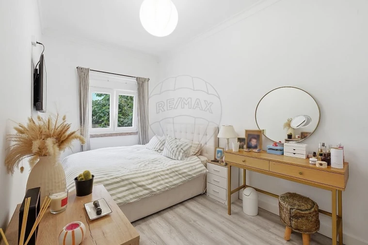 Apartamento T2 para Venda em Queluz e Belas Foto 19