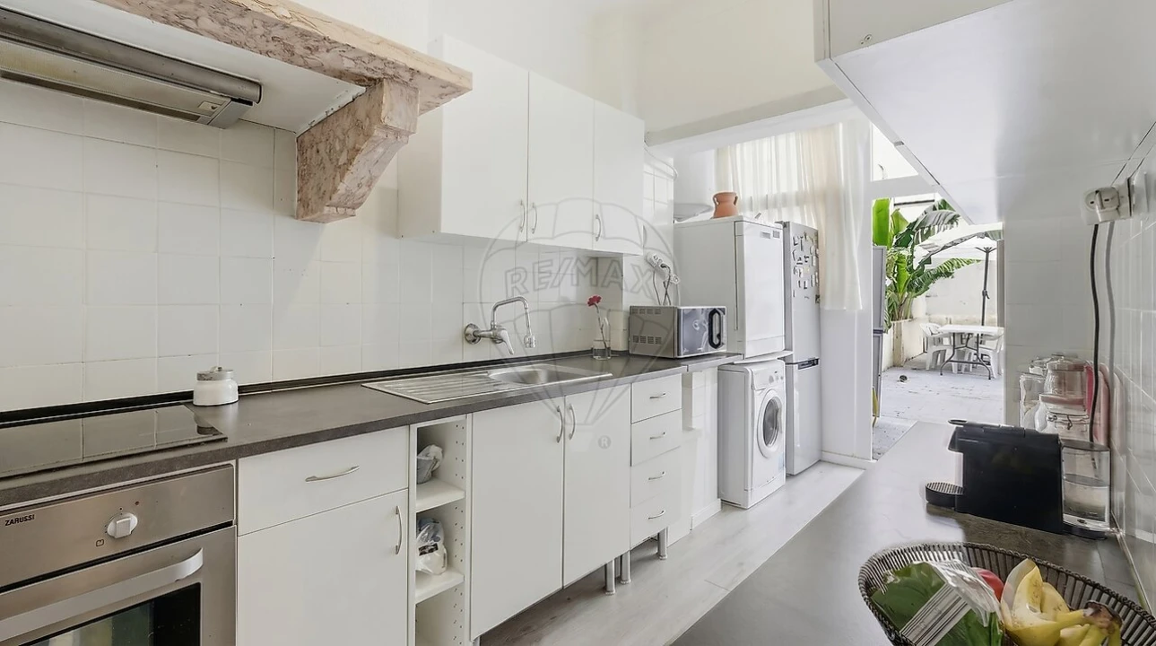 Apartamento T2 para Venda em Queluz e Belas Foto 7