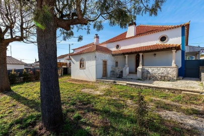 Moradia T2 para Venda em Serra de Santo Antonio