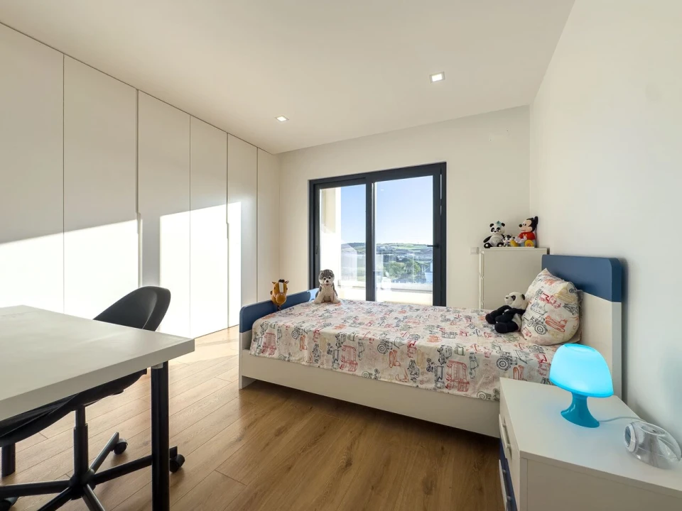 Moradia T4 para Venda em São Pedro da Cadeira Foto 33