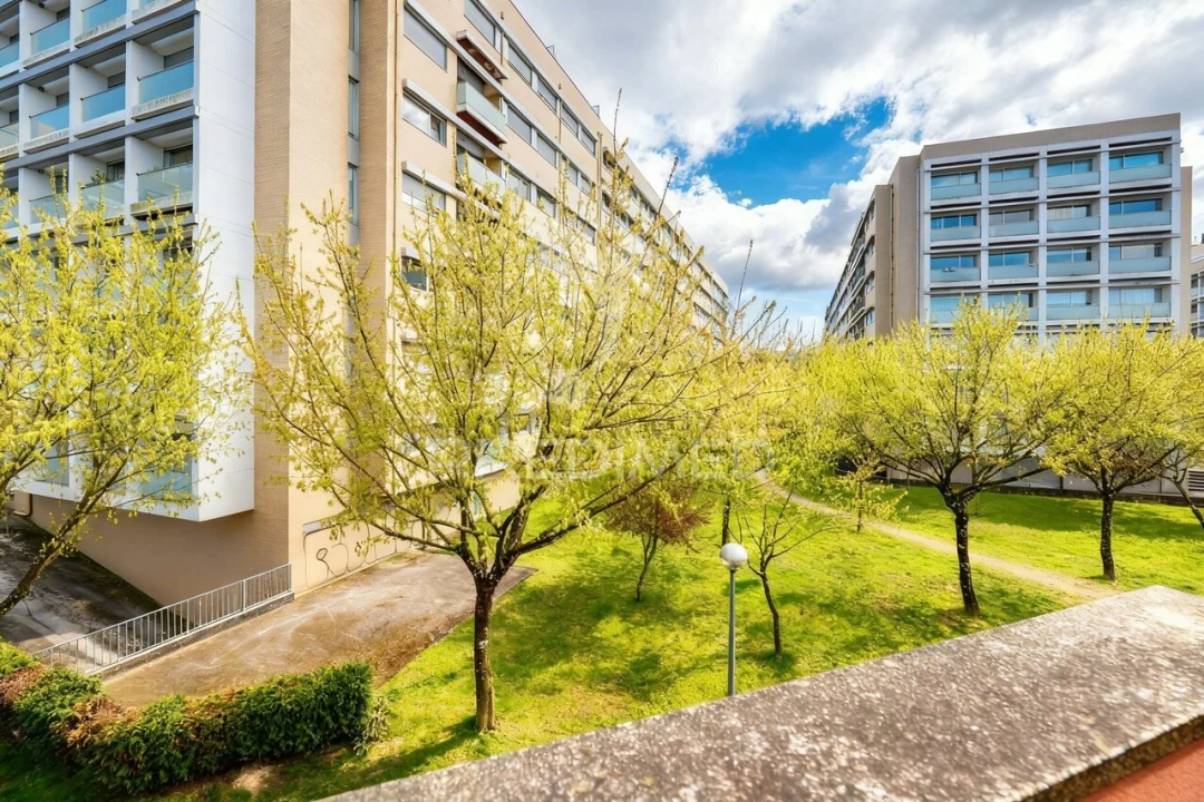 Moradia T5 para Venda em São Vicente (Braga) Foto 6
