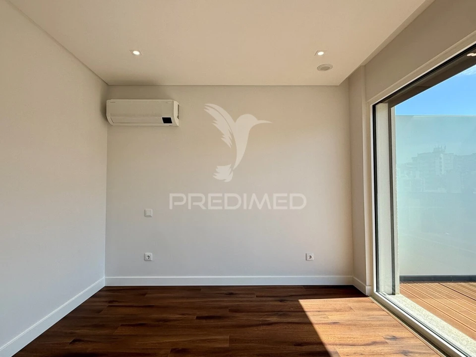 Apartamento T4 para Venda em Leiria, Pousos, Barreira e Cortes Foto 18