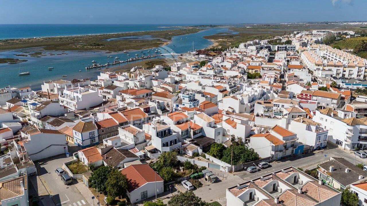 Moradia T2 para Venda em Conceição e Cabanas de Tavira Foto 3