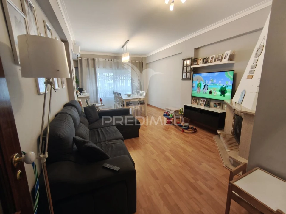 Apartamento T2 para Venda em Póvoa de Santa Iria e Forte da Casa Foto 29