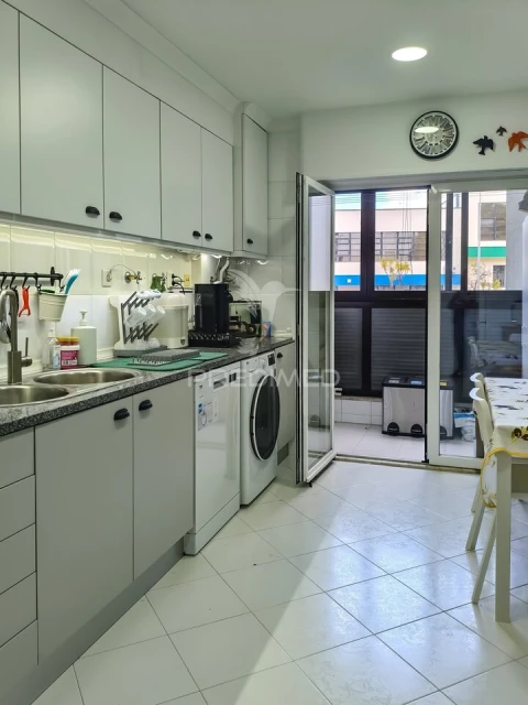 Apartamento T2 para Venda em Póvoa de Santa Iria e Forte da Casa