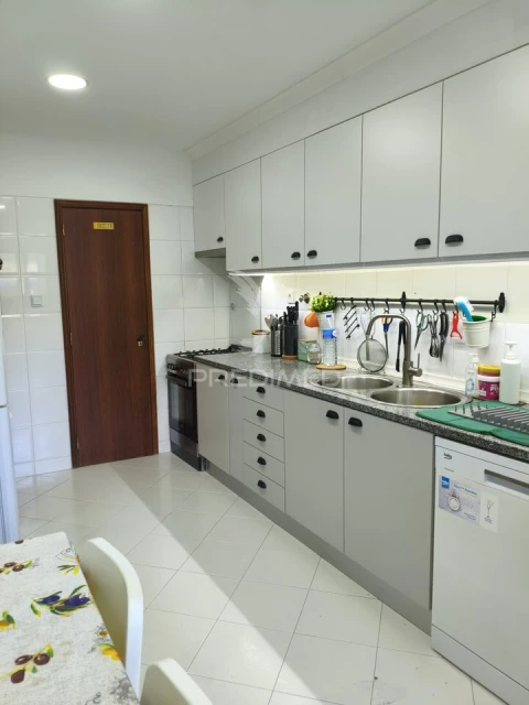 Apartamento T2 para Venda em Póvoa de Santa Iria e Forte da Casa