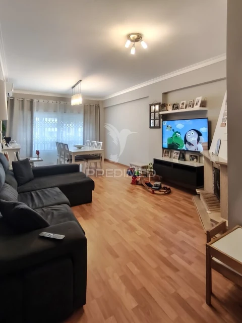 Apartamento T2 para Venda em Póvoa de Santa Iria e Forte da Casa