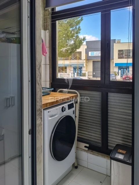 Apartamento T2 para Venda em Póvoa de Santa Iria e Forte da Casa